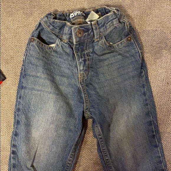 Boys osh’kosh set - Picture 3 of 4